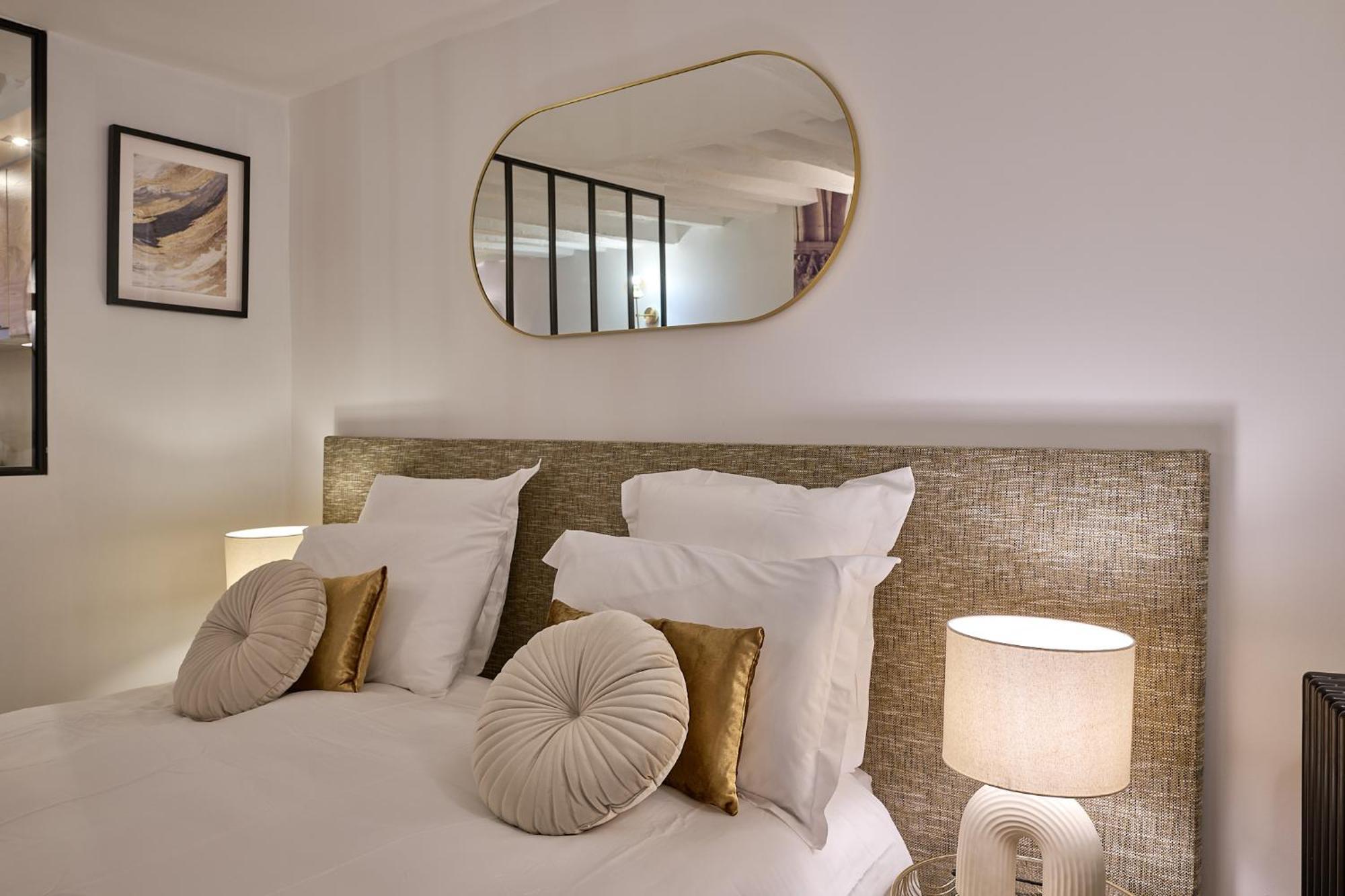Appartement Cosy A 9 Min A Pied De La Cathedrale Notre Dame Paris Exterior foto